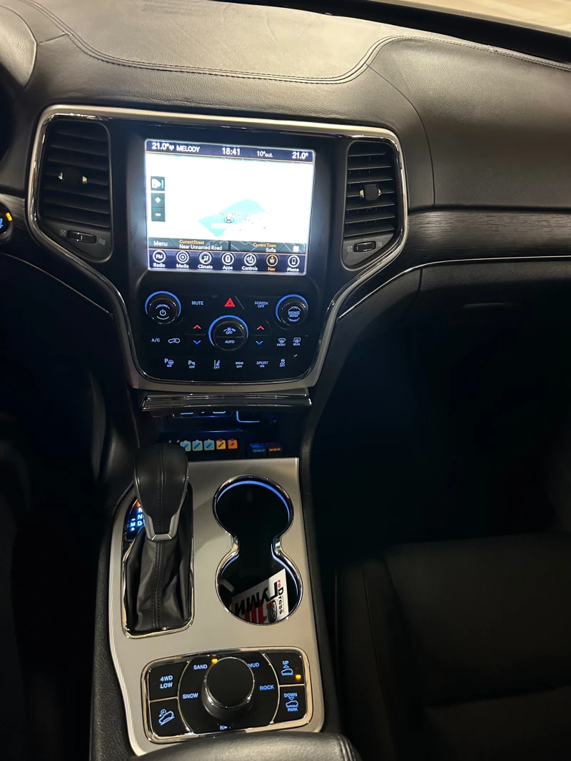 Jeep Grand cherokee БРОНИРАН* В7* 5.7HEMI* СЕРВИЗ* SUMMIT* SINCE 1941*, снимка 15 - Автомобили и джипове - 52249646