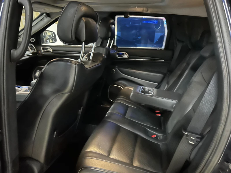 Jeep Grand cherokee БРОНИРАН* В7* 5.7HEMI* СЕРВИЗ* SUMMIT* SINCE 1941*, снимка 14 - Автомобили и джипове - 52249646