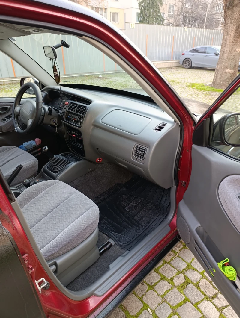 Suzuki Grand vitara 2.0HDI, снимка 10 - Автомобили и джипове - 52837895
