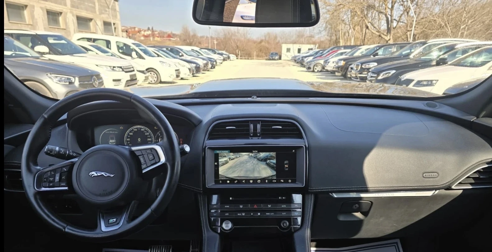 Jaguar F-PACE проблем в мотора (турбина ) възможен е  Бартер  - изображение 4