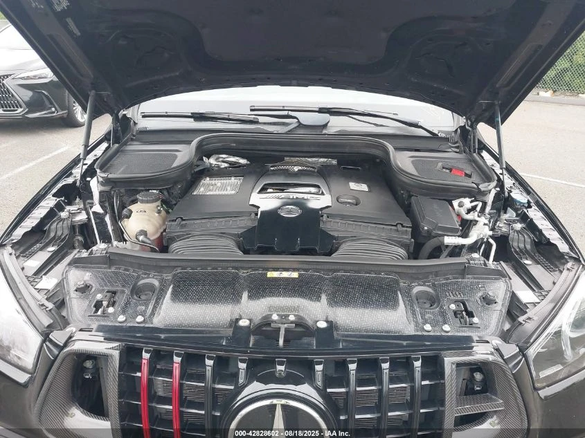 Mercedes-Benz GLE 63 AMG  - изображение 9