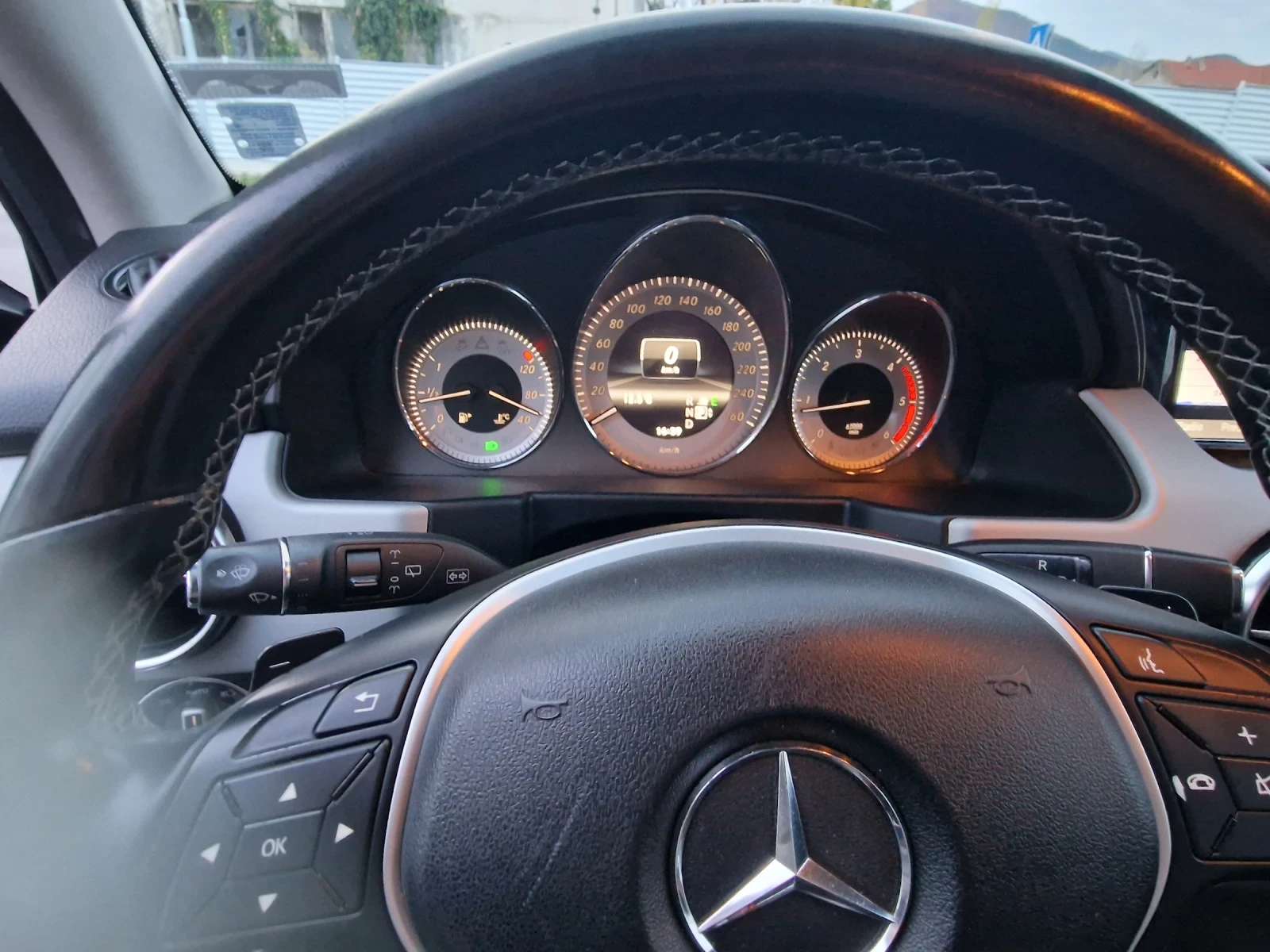 Mercedes-Benz GLK C220 CDI 4 MATIC - изображение 4