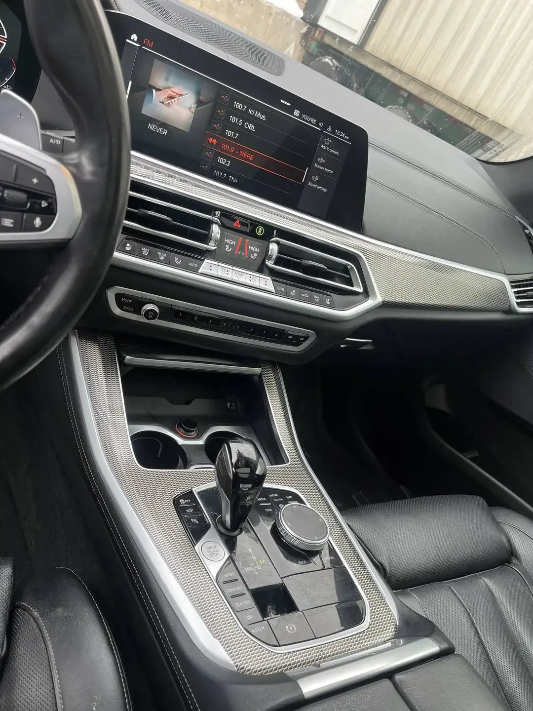 BMW X5 40i M Sport Shadow Line - изображение 8