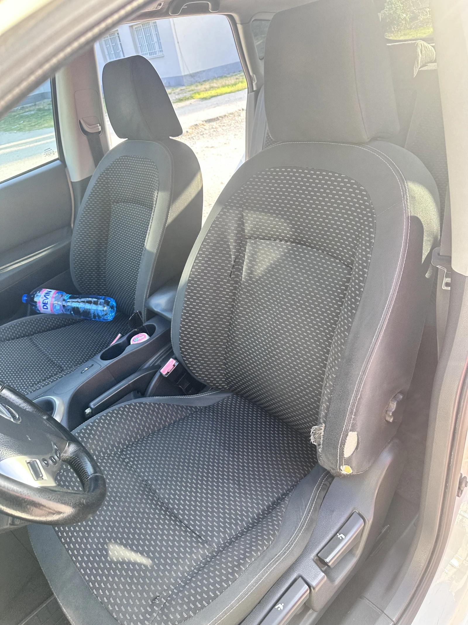 Nissan Qashqai 1, 5, снимка 6 - Автомобили и джипове - 54028441