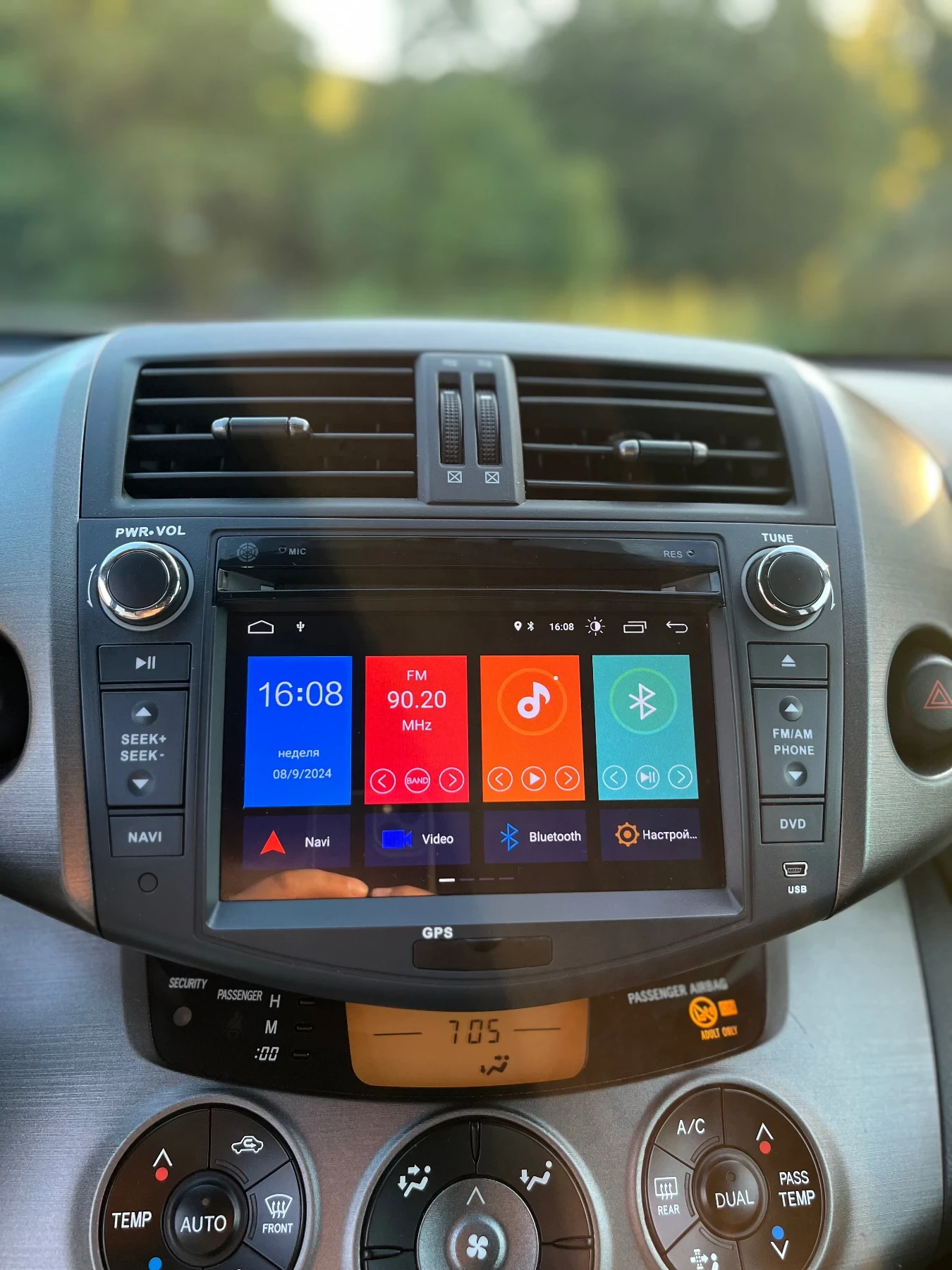 Toyota Rav4, снимка 10 - Автомобили и джипове - 54090193