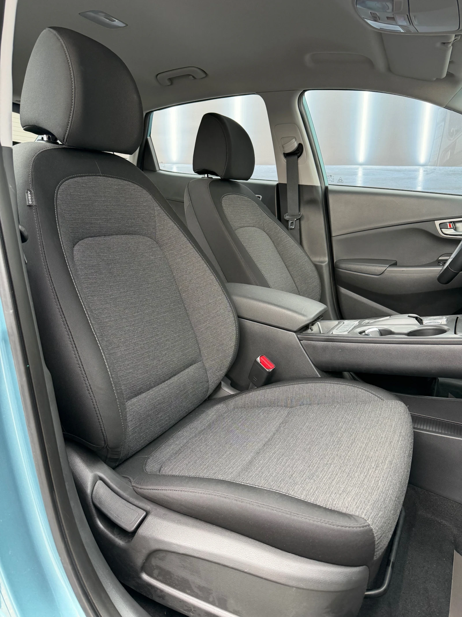 Hyundai Kona, снимка 15 - Автомобили и джипове - 54159681