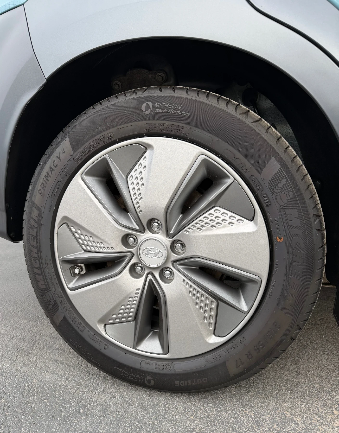 Hyundai Kona, снимка 17 - Автомобили и джипове - 54159681