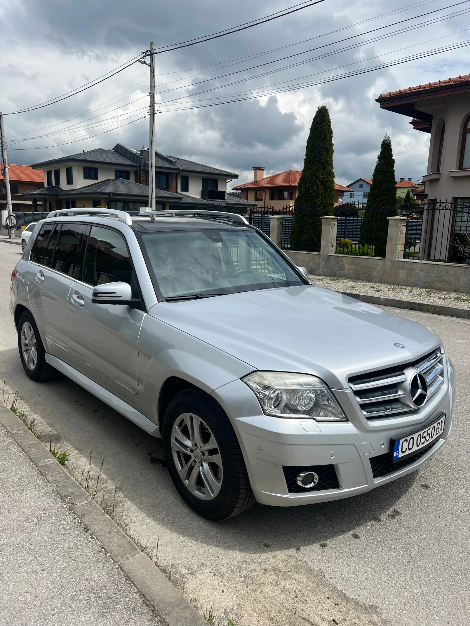 Mercedes-Benz GLK 320 CDI / Sport / Panorama / Navi, снимка 2 - Автомобили и джипове - 54500829
