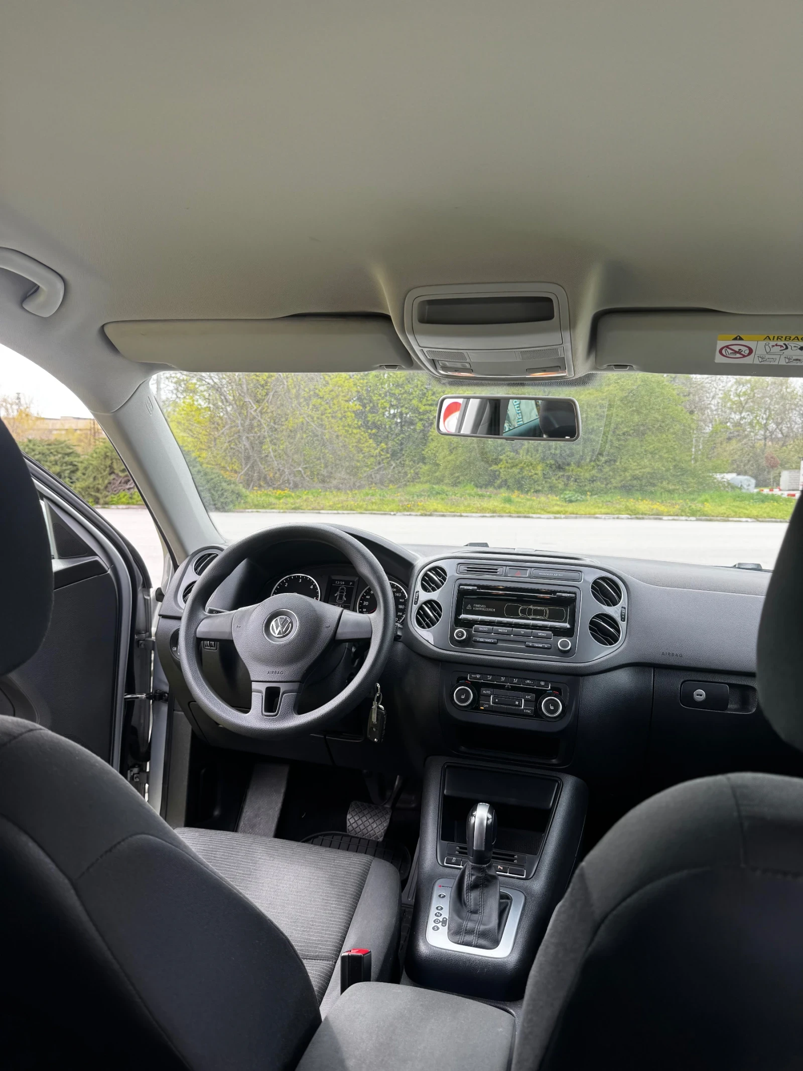 VW Tiguan VW Tiguan 2.0 TDI 4Motion, снимка 12 - Автомобили и джипове - 54666594