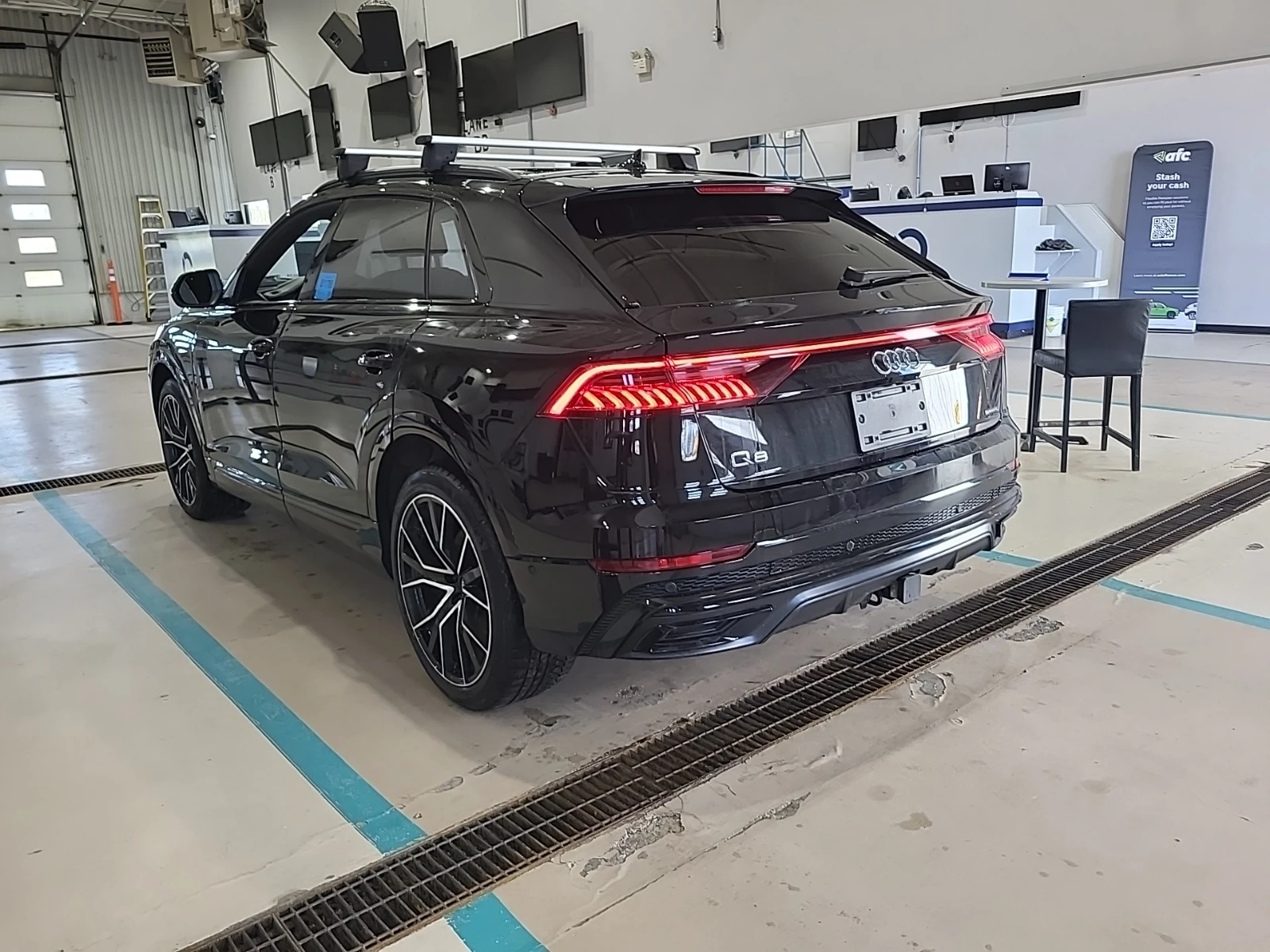 Audi Q8 TECHNIK, снимка 6 - Автомобили и джипове - 54996260