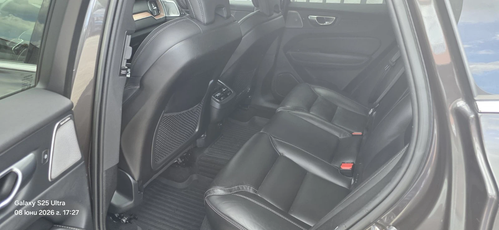 Volvo XC60  ULTIMATE BRIGHT AWD 2.0 diesel / 173 kW / 245 к.с, снимка 9 - Автомобили и джипове - 55738463