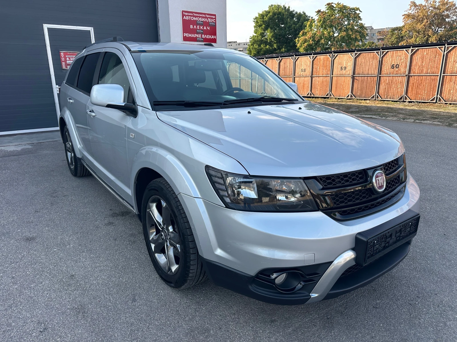 Fiat Freemont 2.0JTD Limited Design 7места, снимка 9 - Автомобили и джипове - 55890457
