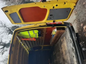 VW Crafter CRAFTER , снимка 16 - Бусове и автобуси - 53690603