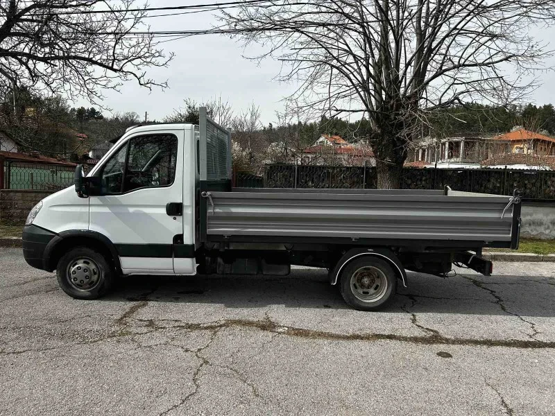 Iveco Daily 35C12, снимка 4 - Бусове и автобуси - 47646258