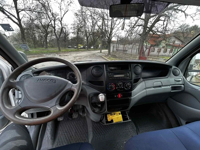 Iveco Daily 35C12, снимка 14 - Бусове и автобуси - 47646258