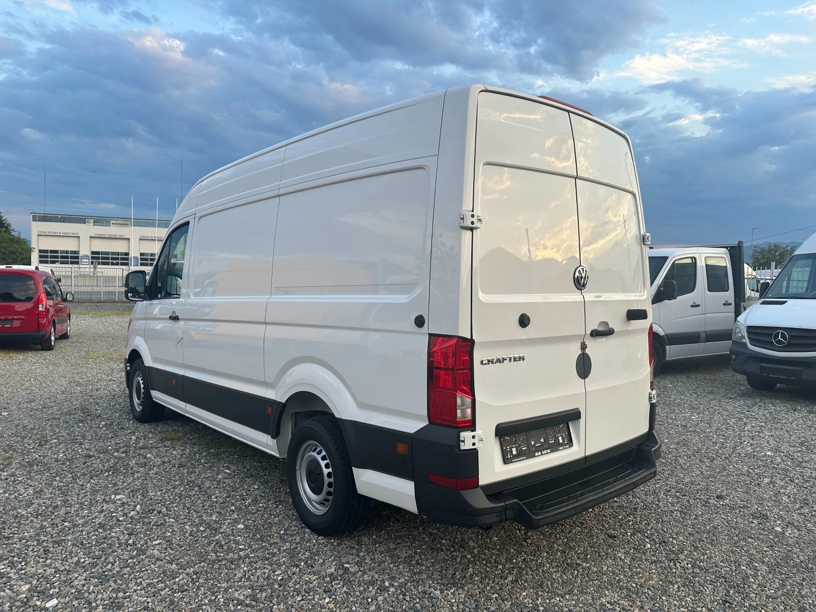 VW Crafter klimatronik/navi/full - изображение 4
