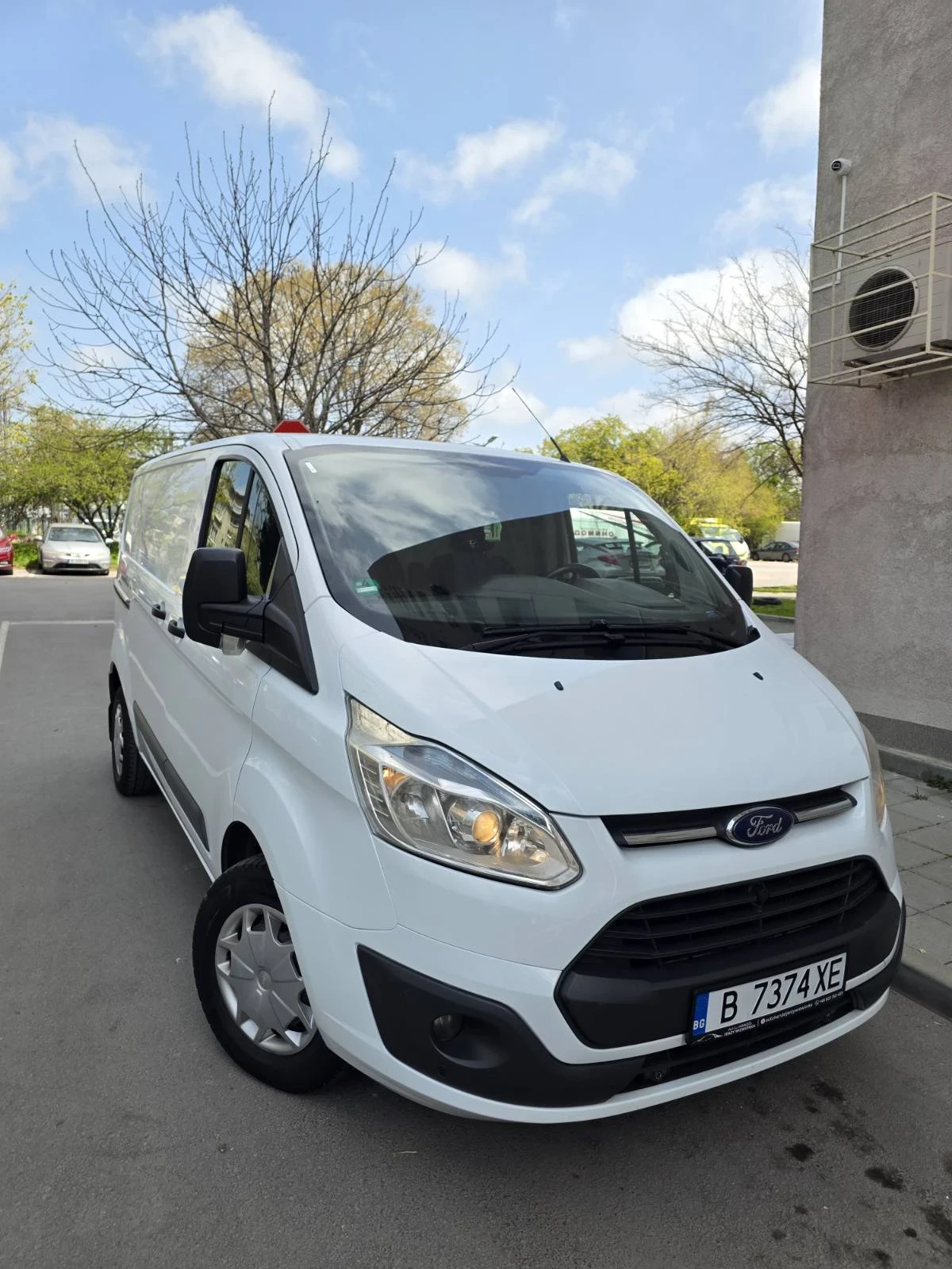 Ford Transit Custom 2.2/ 125к.с Отличен/всичко платено