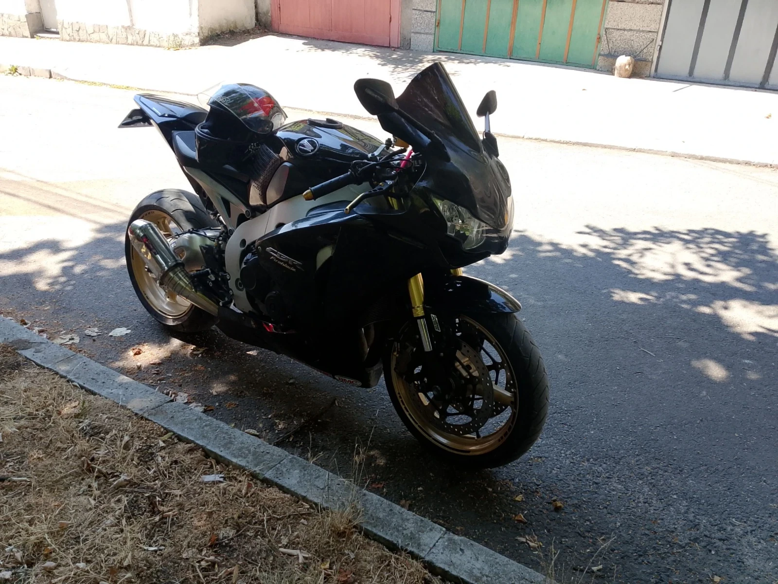 Honda Cbr CBR1000RR - изображение 2