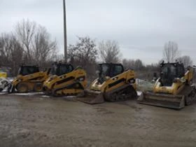 Мини челни товарачи Друга CAT_Bobcat, снимка 3