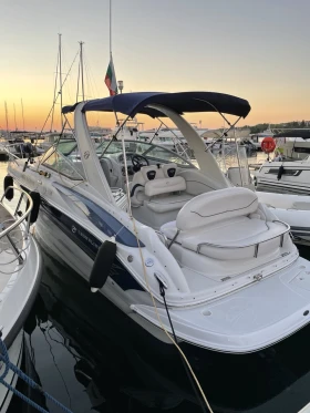 Моторна яхта Crownline 270CR, снимка 1