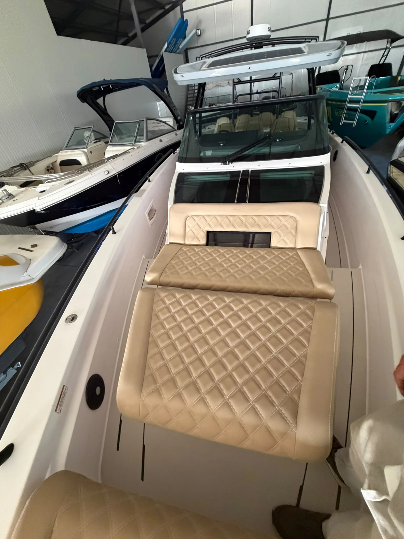 ������� ���� Axopar 37 | Mobile.bg � ����������� 7