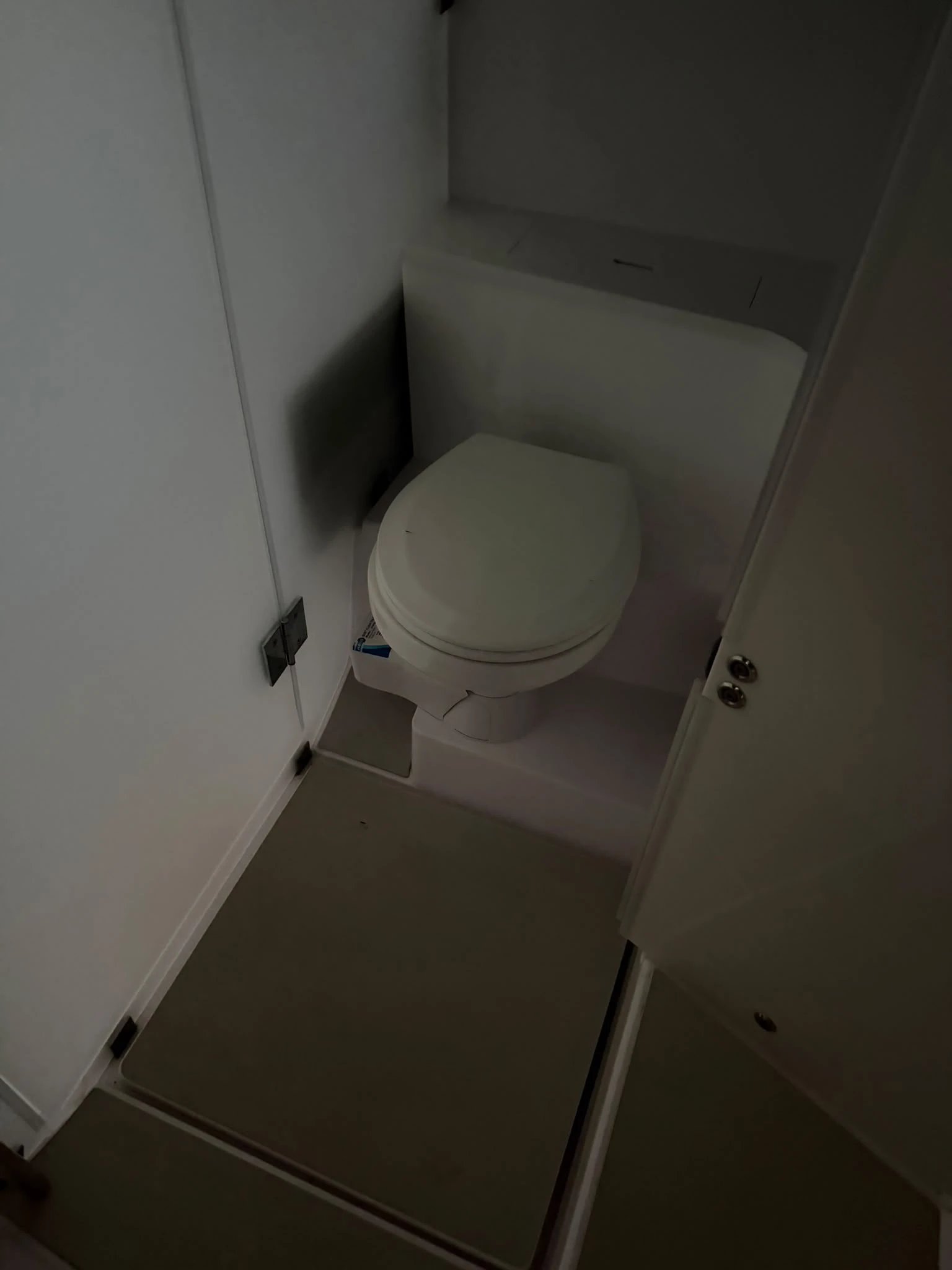 ������� ���� Axopar 37 | Mobile.bg � ����������� 13