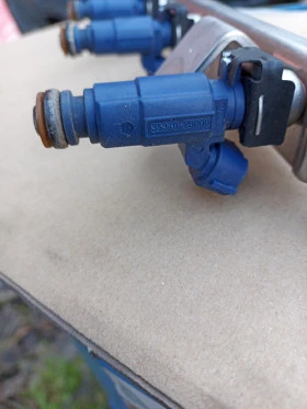 Бензинов инжектор Хюндай их20 1.4i 16V, снимка 4