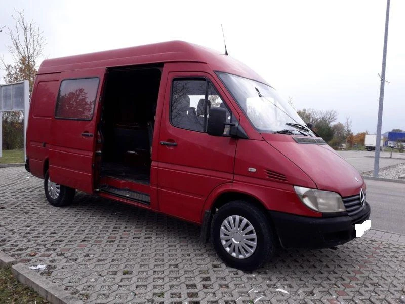 Рама и Каросерия за Mercedes-Benz Sprinter, снимка 4 - Части - 22085425