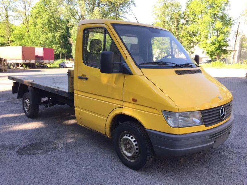 Рама и Каросерия за Mercedes-Benz Sprinter, снимка 6 - Части - 49501846