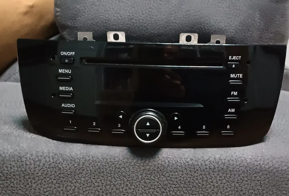  CD  Fiat Punto | Mobile.bg   1