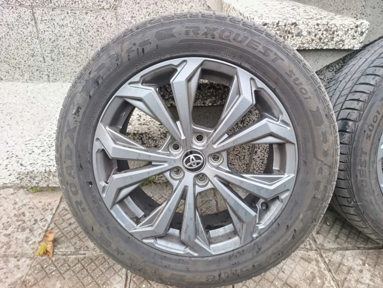    235/55R18  Toyota | Mobile.bg   2