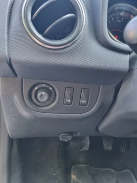 Dacia Sandero 0.900Tce STEPWAY Климатроник+ Камера, снимка 15