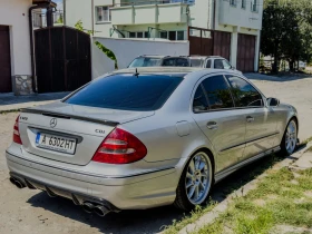 Mercedes-Benz E 320, снимка 10