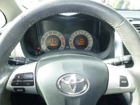 Toyota Auris 1.3, снимка 8