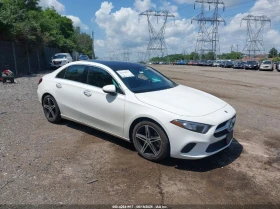  Mercedes-Benz A 220