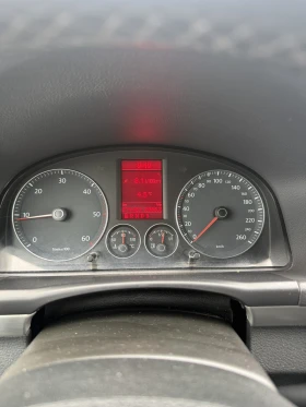 VW Touran ТОВАРЕН - 4300 € / 8410.07 лв. - 52336357 8