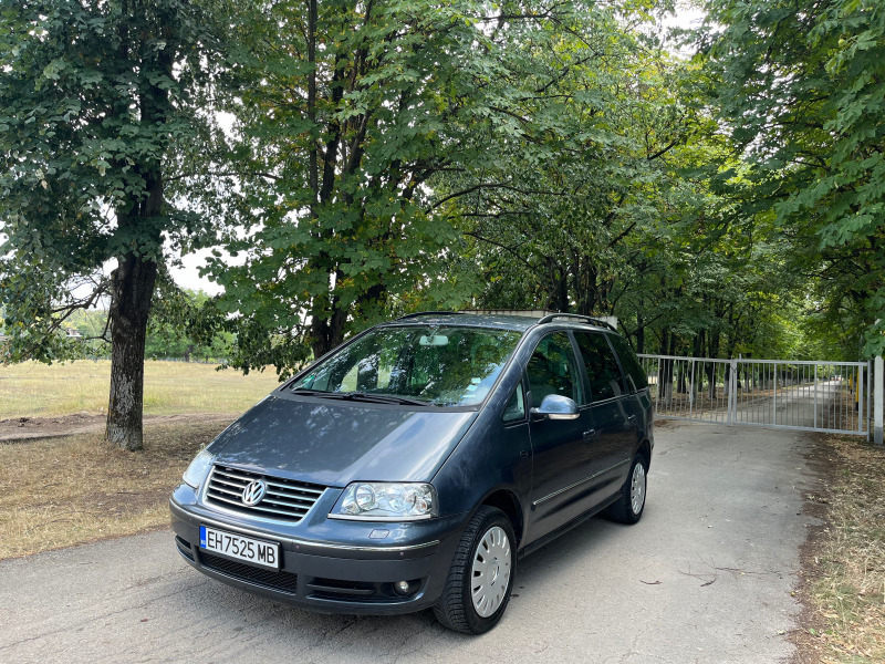 VW Sharan, снимка 1 - Автомобили и джипове - 46624365