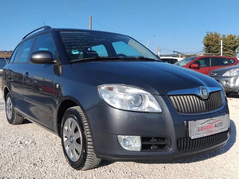 Skoda Fabia 1.4 Бензин СТАРИЯТ МОТОР!!!, снимка 3 - Автомобили и джипове - 46975604