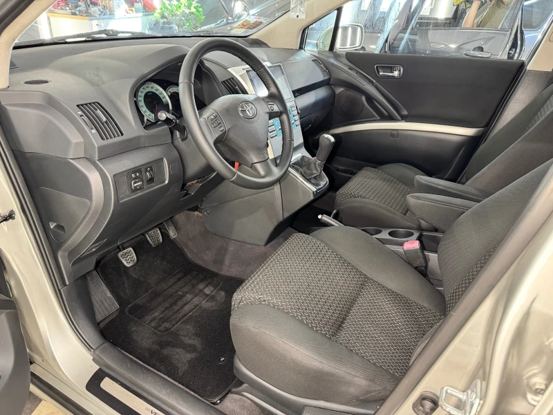 Toyota Corolla verso FACELIFT VVTI NAVI EXECUTIVE , снимка 8 - Автомобили и джипове - 47560719