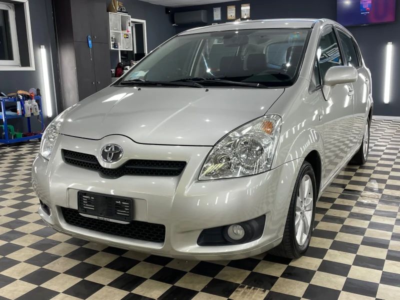 Toyota Corolla verso FACELIFT VVTI NAVI EXECUTIVE , снимка 2 - Автомобили и джипове - 47560719