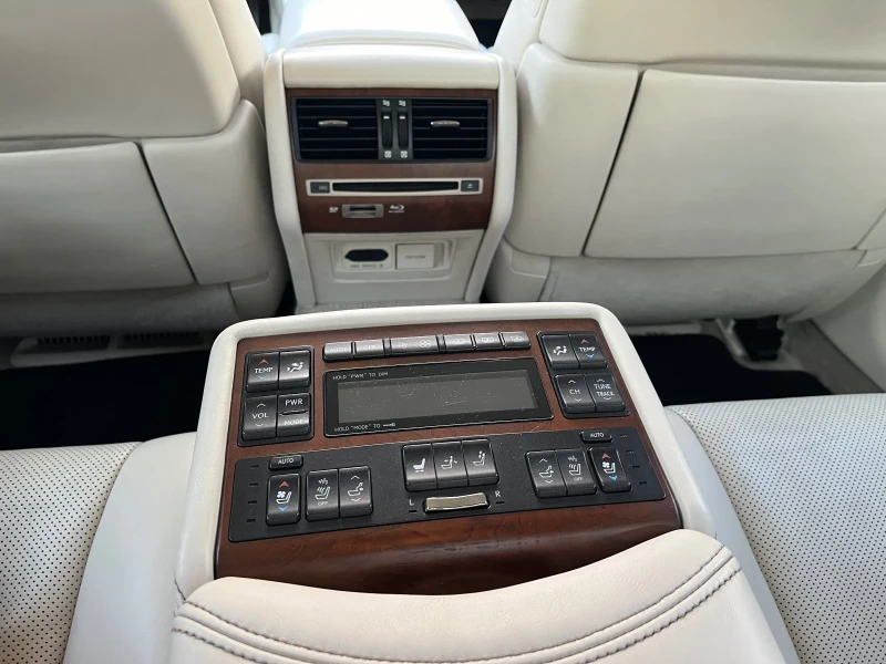 Lexus LS 600H L AWD/PRESIDENT EDITION , снимка 8 - Автомобили и джипове - 47600749