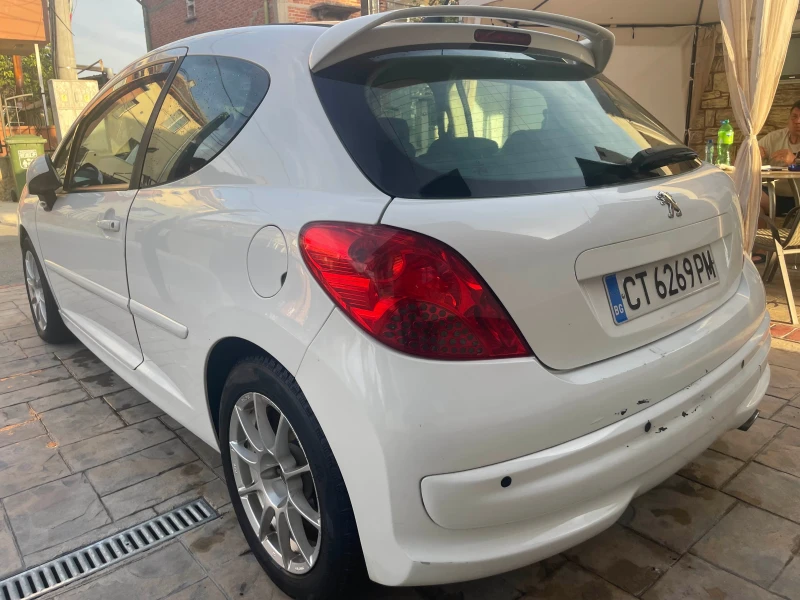 Peugeot 207 1.6T, снимка 6 - Автомобили и джипове - 47610121