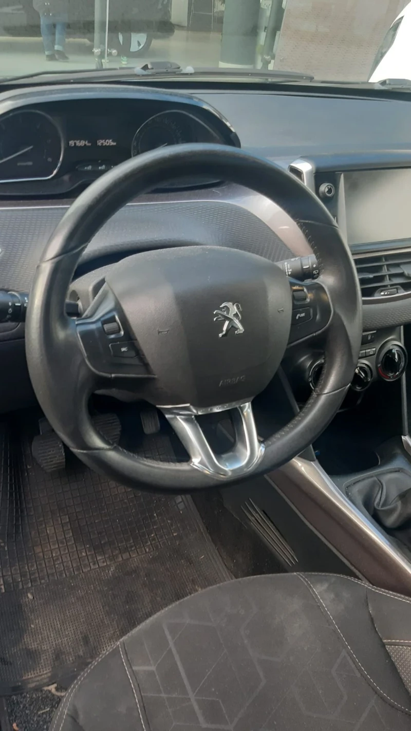 Peugeot 2008 1.6hdi - Очакван внос от Италия!, снимка 10 - Автомобили и джипове - 49279211