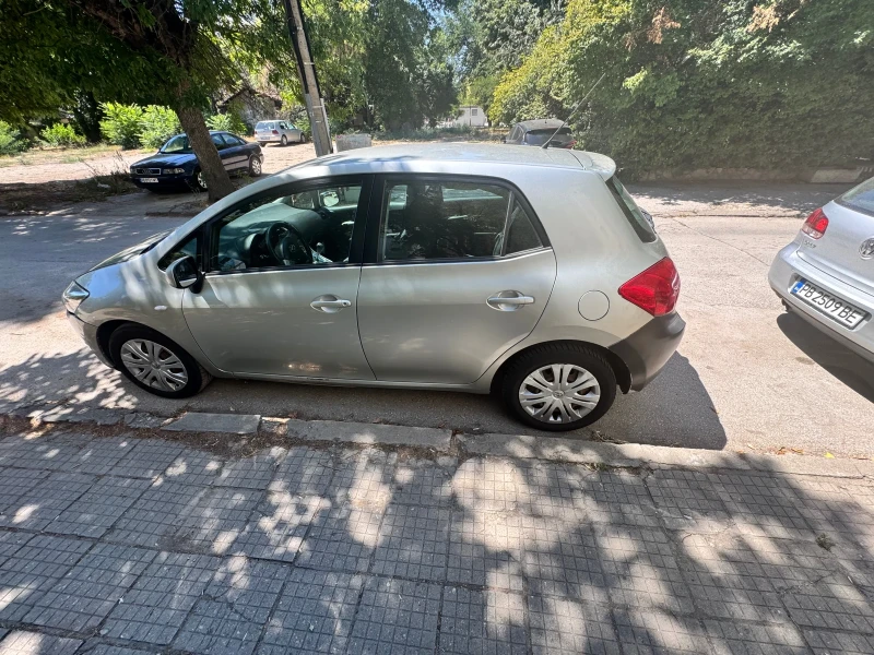 Toyota Auris, снимка 6 - Автомобили и джипове - 52364298