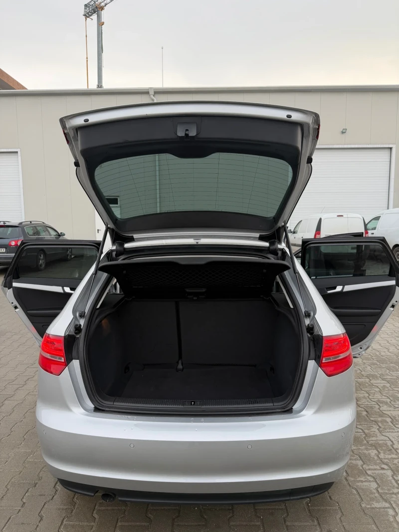 Audi A3 1.6 tdi, снимка 6 - Автомобили и джипове - 52346268