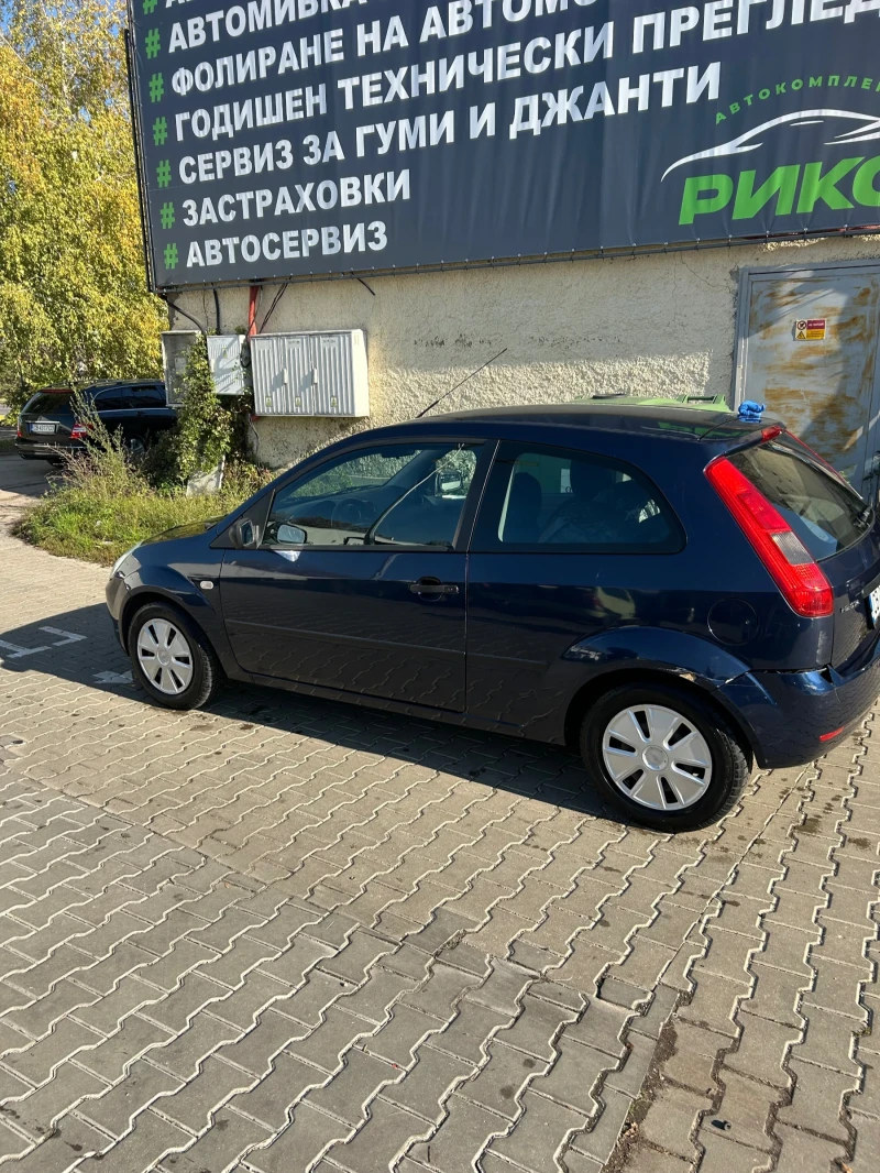 Ford Fiesta, снимка 2 - Автомобили и джипове - 52422290