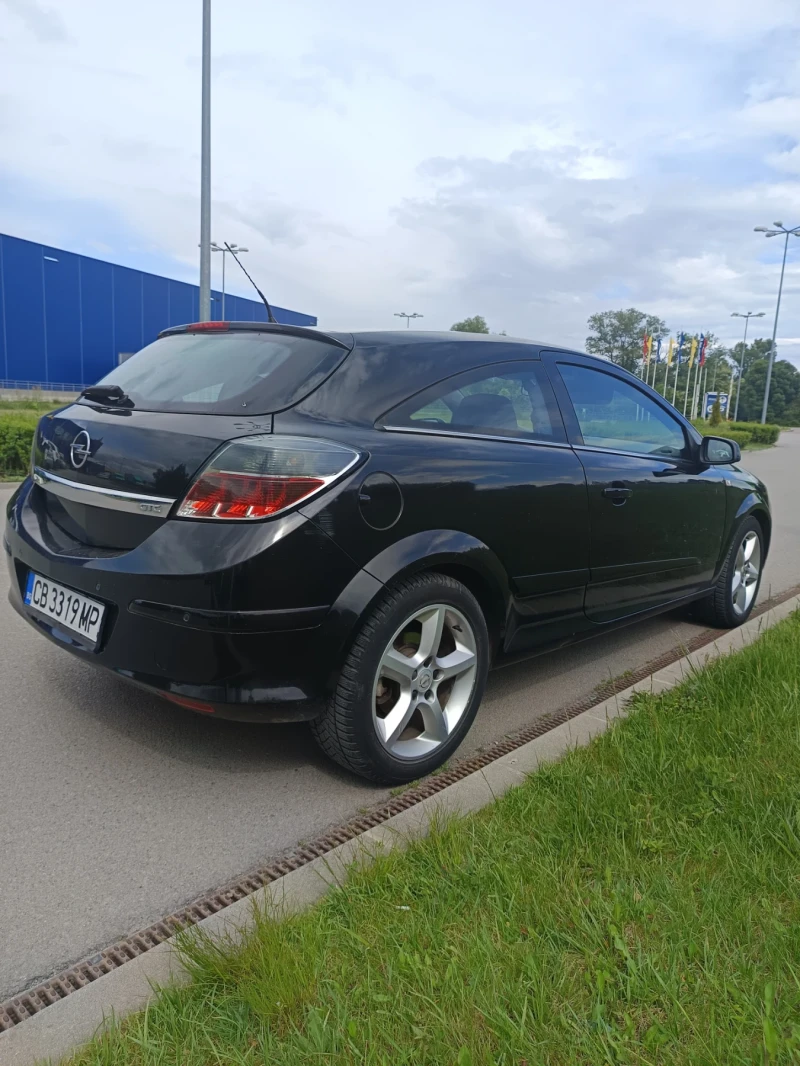 Opel Astra 1.7 GTC, снимка 4 - Автомобили и джипове - 52531107