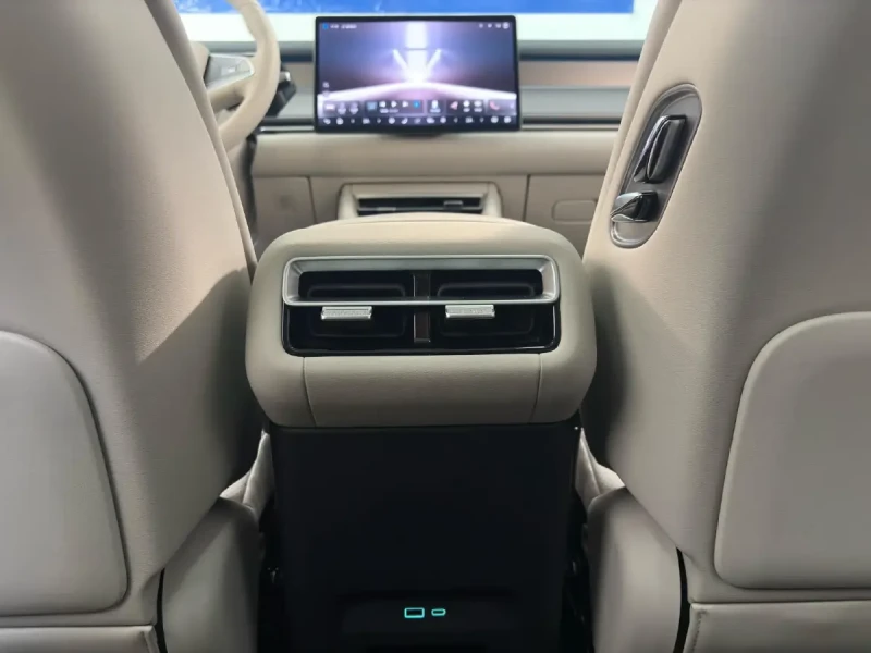 BYD Tang 2025 BYD TangL BEV, снимка 9 - Автомобили и джипове - 53233338