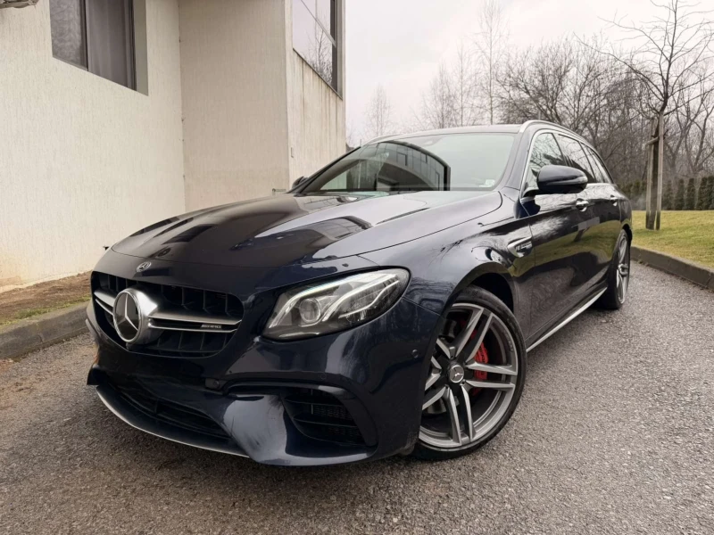 Mercedes-Benz E 63 AMG S / 4-MATIC+ / ГОТОВ ЛИЗИНГ, снимка 3 - Автомобили и джипове - 53297065