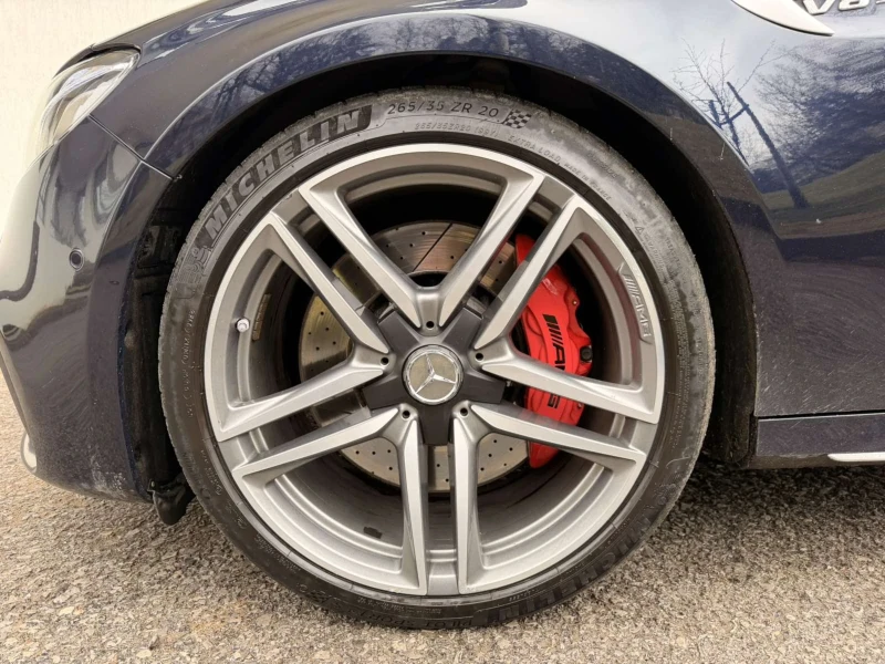Mercedes-Benz E 63 AMG S / 4-MATIC+ / ГОТОВ ЛИЗИНГ, снимка 17 - Автомобили и джипове - 53297065